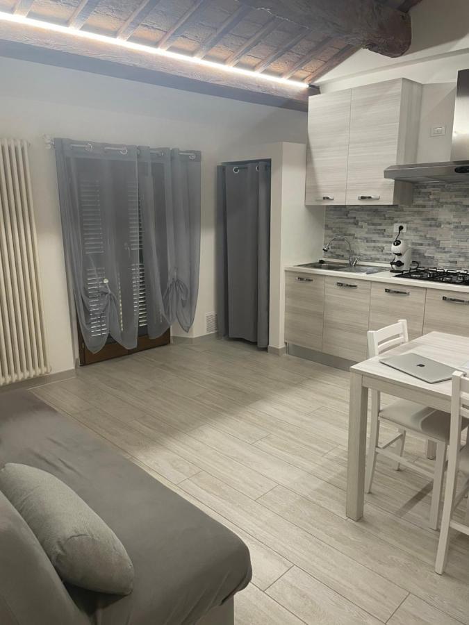 Appartamento "Il Portico" A Soli 8 Chilometri Da Imola E 7 Chilometri Da Faenza Bagian luar foto